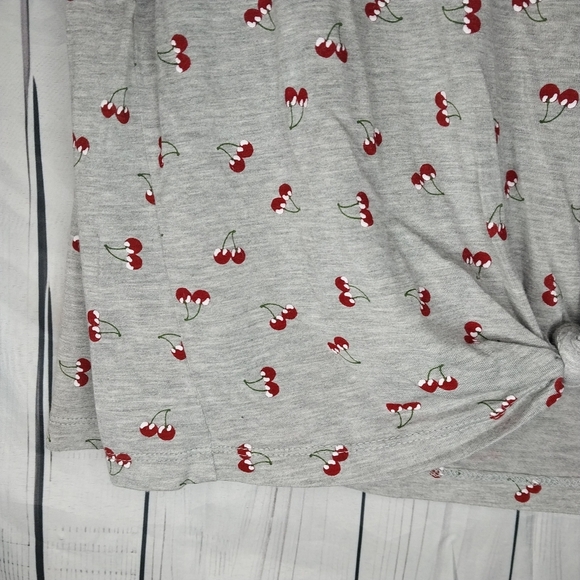 Belle Du Jour Gray Cherry Print Shirt - Picture 5 of 10